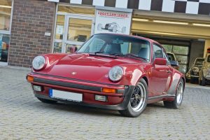 Porsche_930_5_Gang_samtrot_1