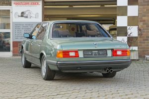 bmw_e23_745i_platanengruen_8