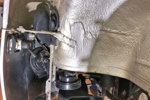 porsche_944_turbo_lapin_17