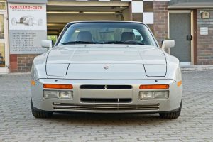 porsche_944_turbo_lapin_3