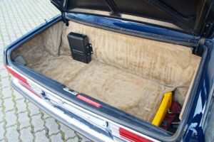 mercedes_benz_r107_350sl_8