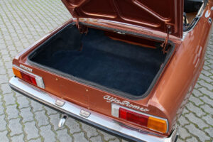alfa_spider_2000_bronzo_19