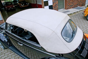 vwkaefer1303cabrio_23