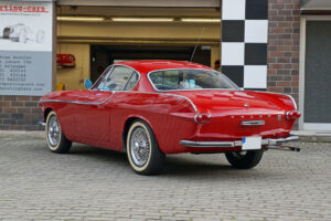volvo_p1800s_5
