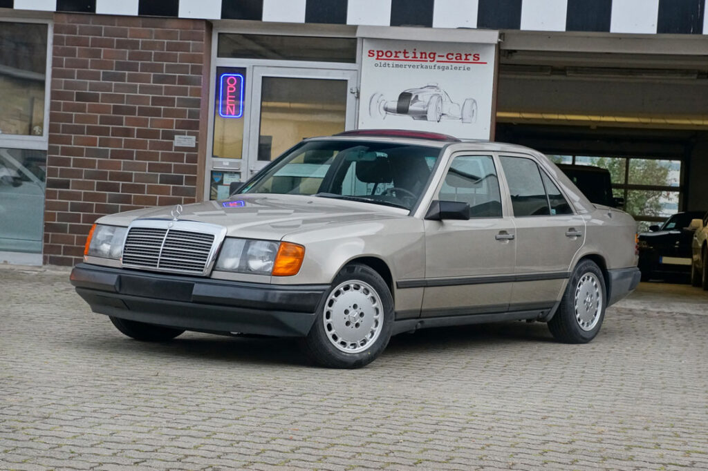 Mercedes W124 230e – Sporting-Cars